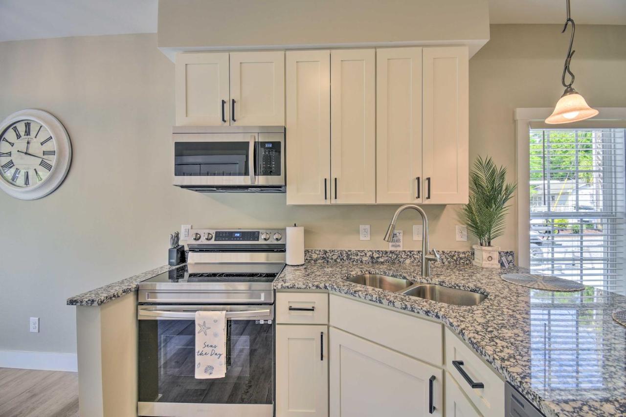 Ocean Isle Beach Home With Shared Lanai And Grill Экстерьер фото